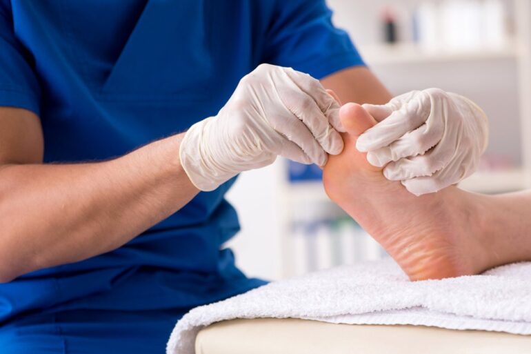 foot care doctor in kolkata