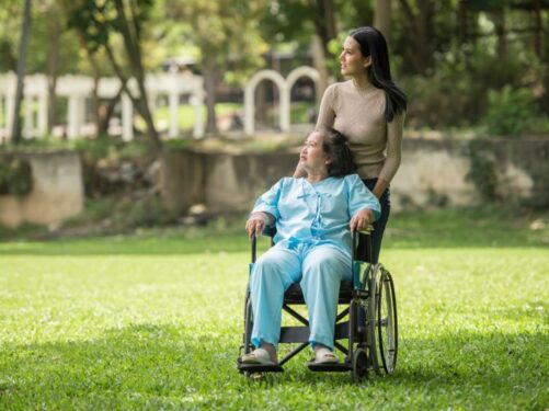 How To Choose The Best Elder Care Services In Kolkata For Your Loved Ones