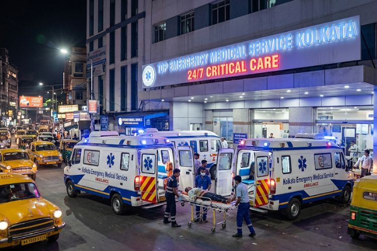 Top Emergency Medical Service Kolkata for 24/7 Critical Care