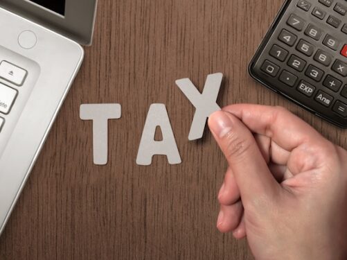 Illustration explaining NZ Tax Rates and take-home salary calculation in New Zealand