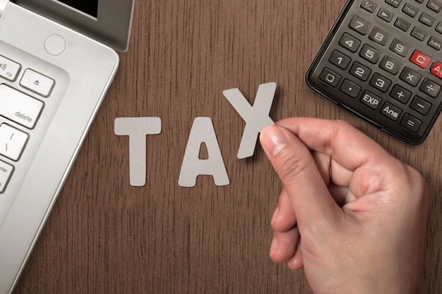 Illustration explaining NZ Tax Rates and take-home salary calculation in New Zealand